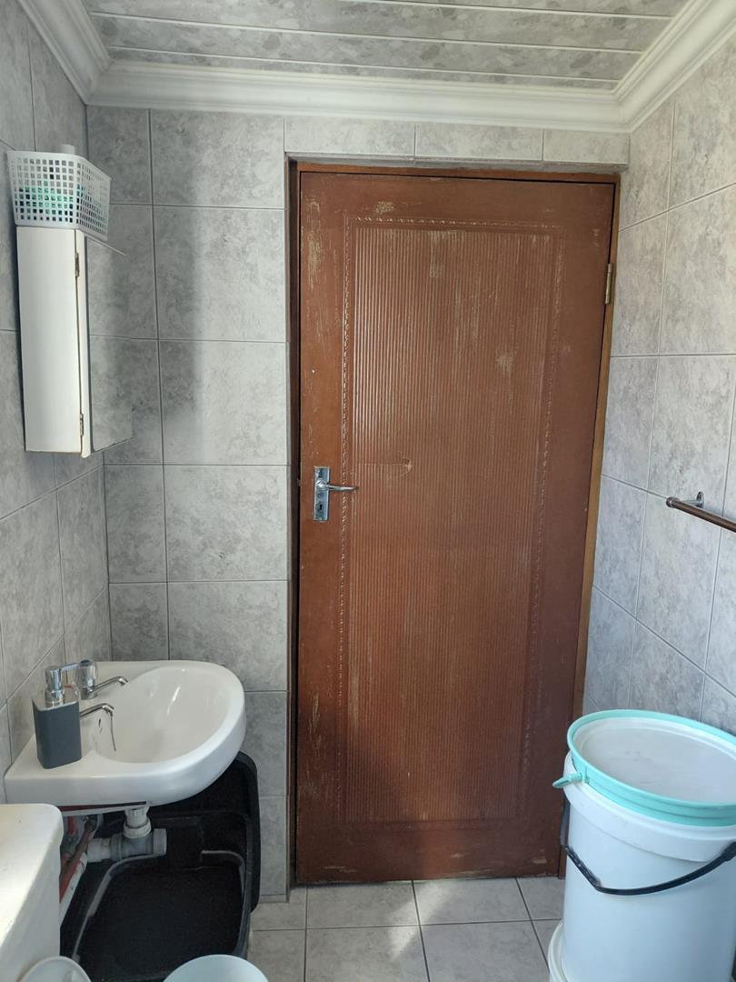 To Let 1 Bedroom Property for Rent in Parow Western Cape